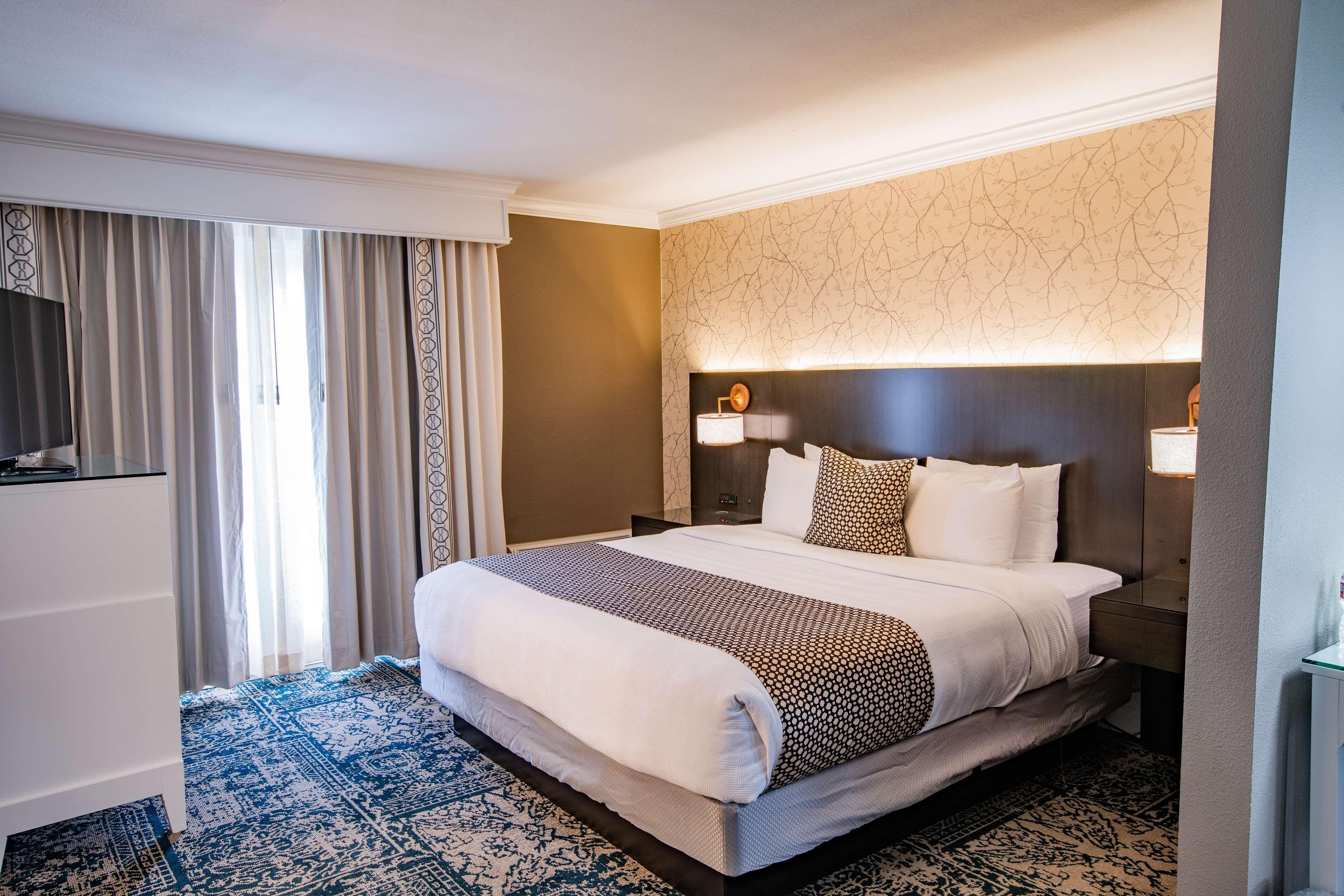 The Burgundy Hotel, Tapestry Collection By Hilton Литъл Рок Екстериор снимка